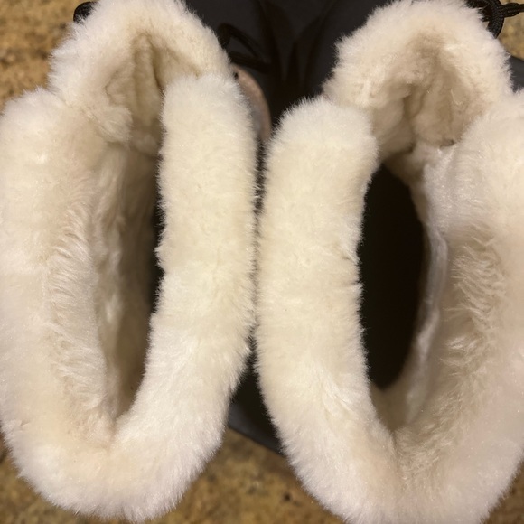 Snow angel boots - Picture 7 of 13